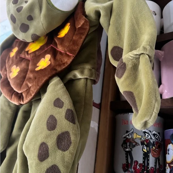 Disney Olive Green and Brown Squirt Turtle Costume Hoodie & Pants 12 months - Picture 9 of 9